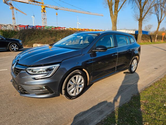 Renault Megane GRANDTOUR E-TECH / EQUILIBRE / PLUG-IN-HY