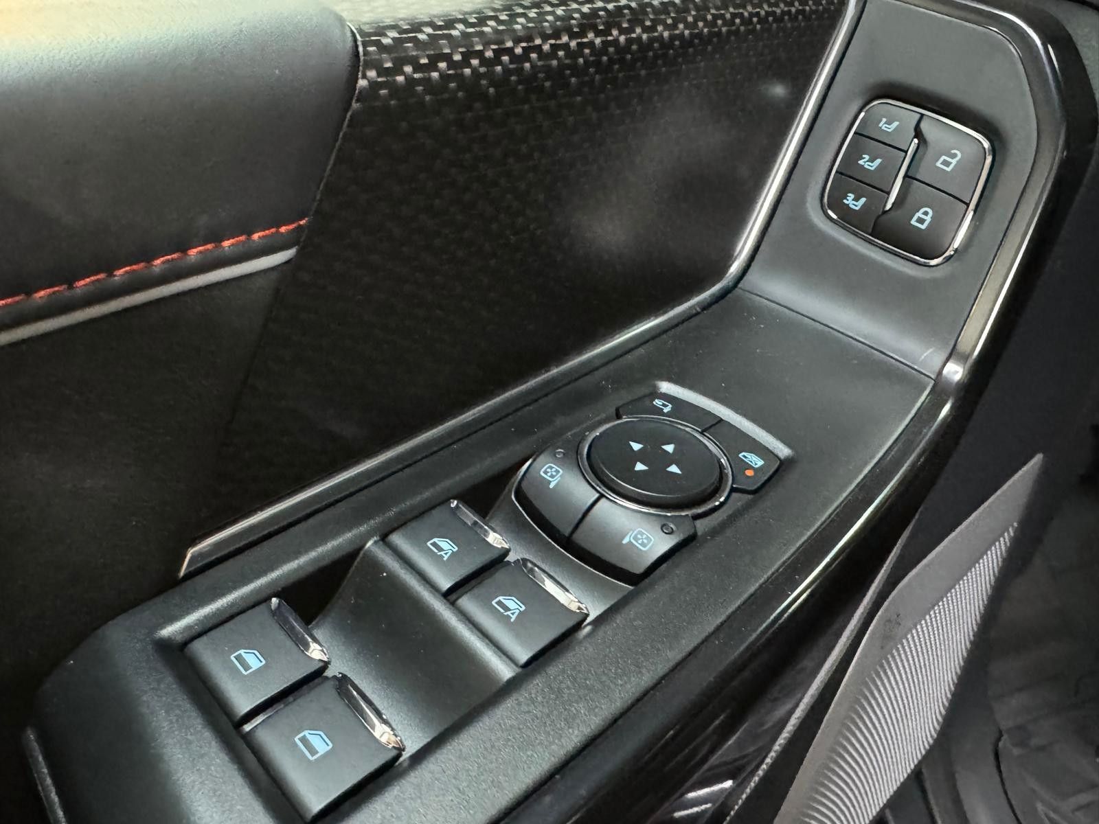 Fahrzeugabbildung Ford RAPTOR -R- SUPERCREW KOMPRESSOR V-8