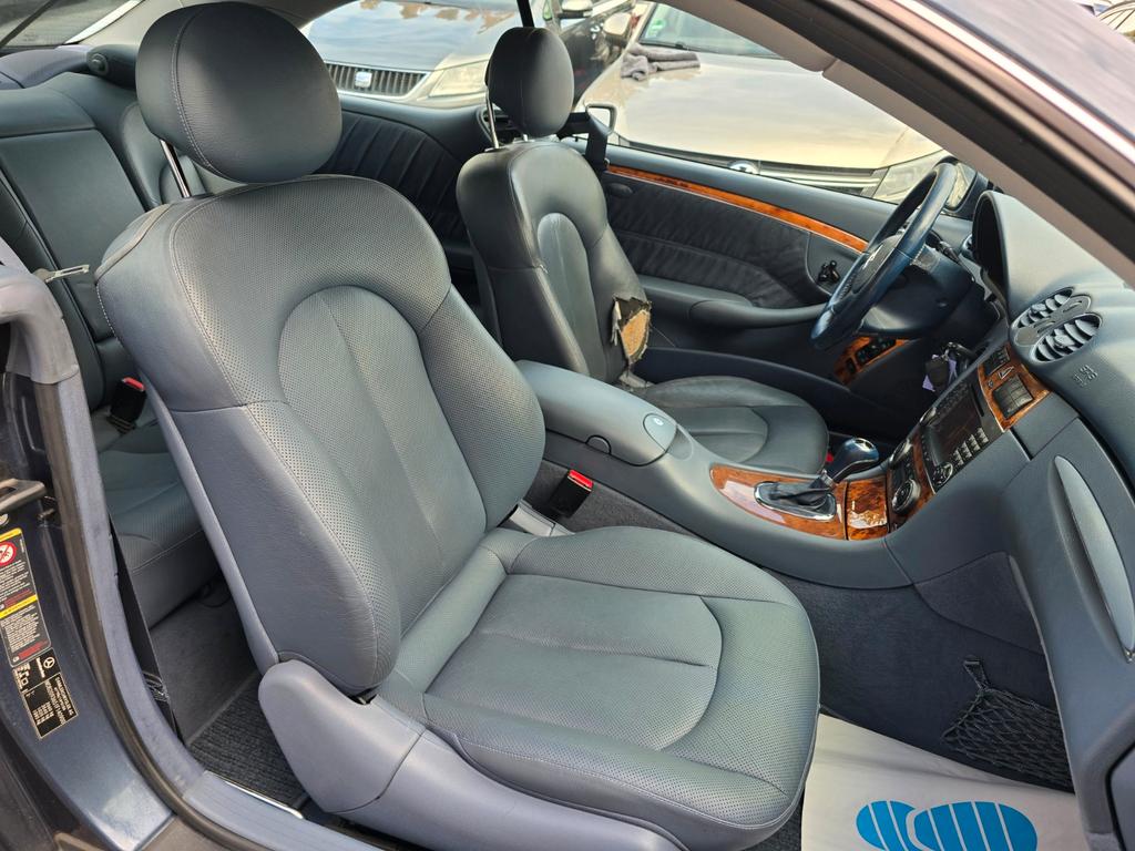 Mercedes-Benz CLK 320