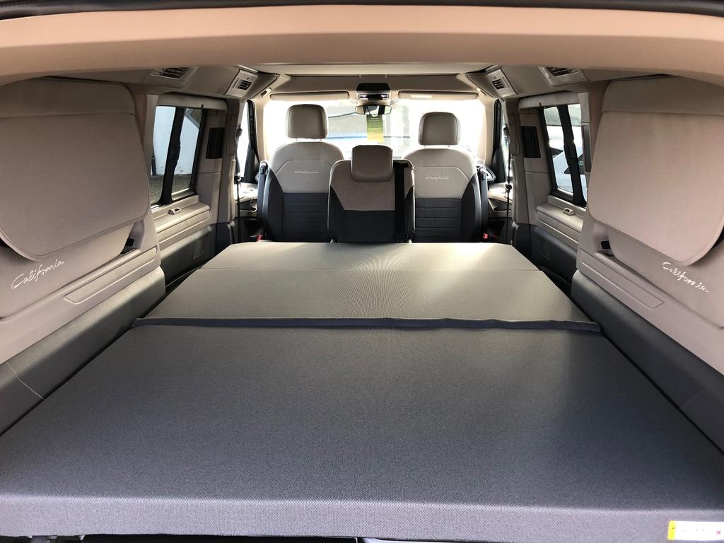 Volkswagen T7 California