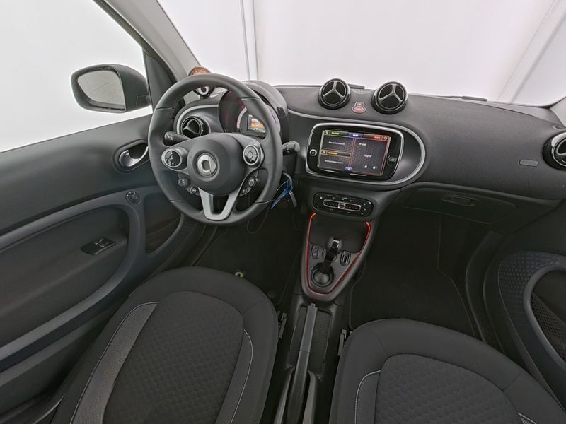 Fahrzeugabbildung Smart smart EQ fortwo Exclusive*Pano*LED*Kamera*22kW*