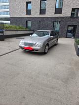 Mercedes-Benz E 220 CDI ELEGANCE