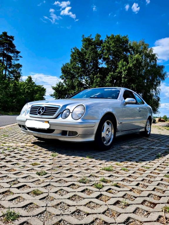 Mercedes-Benz CLK 200