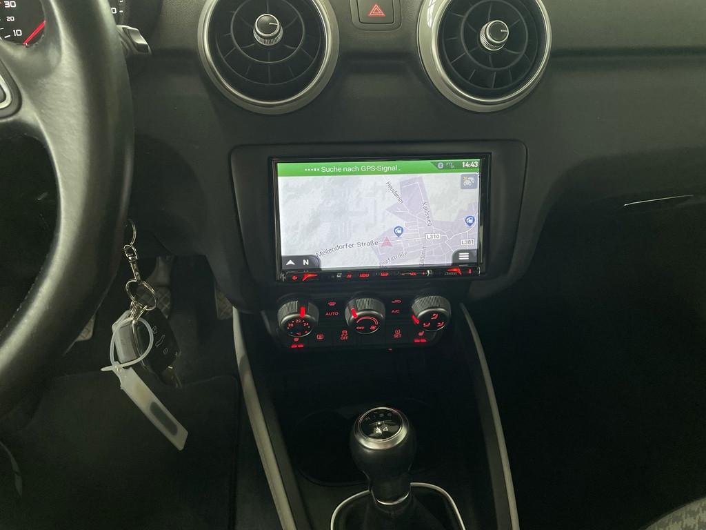 Audi A1 1.2 TFSI Ambition, Navi, Bi-Xenon, Sitzheiz.