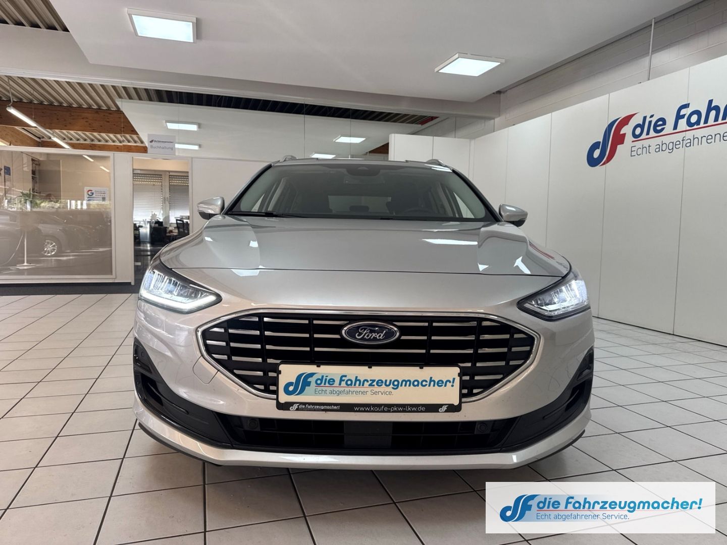 Fahrzeugabbildung Ford Focus Turnier Titanium X Sportpaket AHK-abnehmba