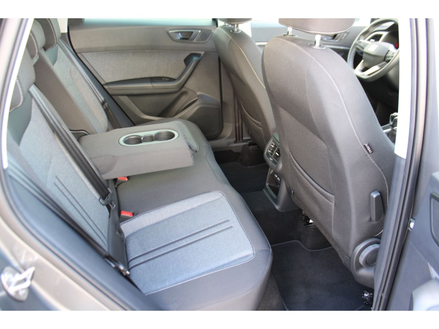 Fahrzeugabbildung SEAT Ateca 1.5 TSi Style LED GRA PDC RFK Full Link AH