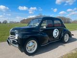 Renault 4CV Cremeschnittchen