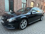 Audi S4 Avant B8 Pano Sthz SHZ KAM B&O - Audi S4 aus 2011: Kombi