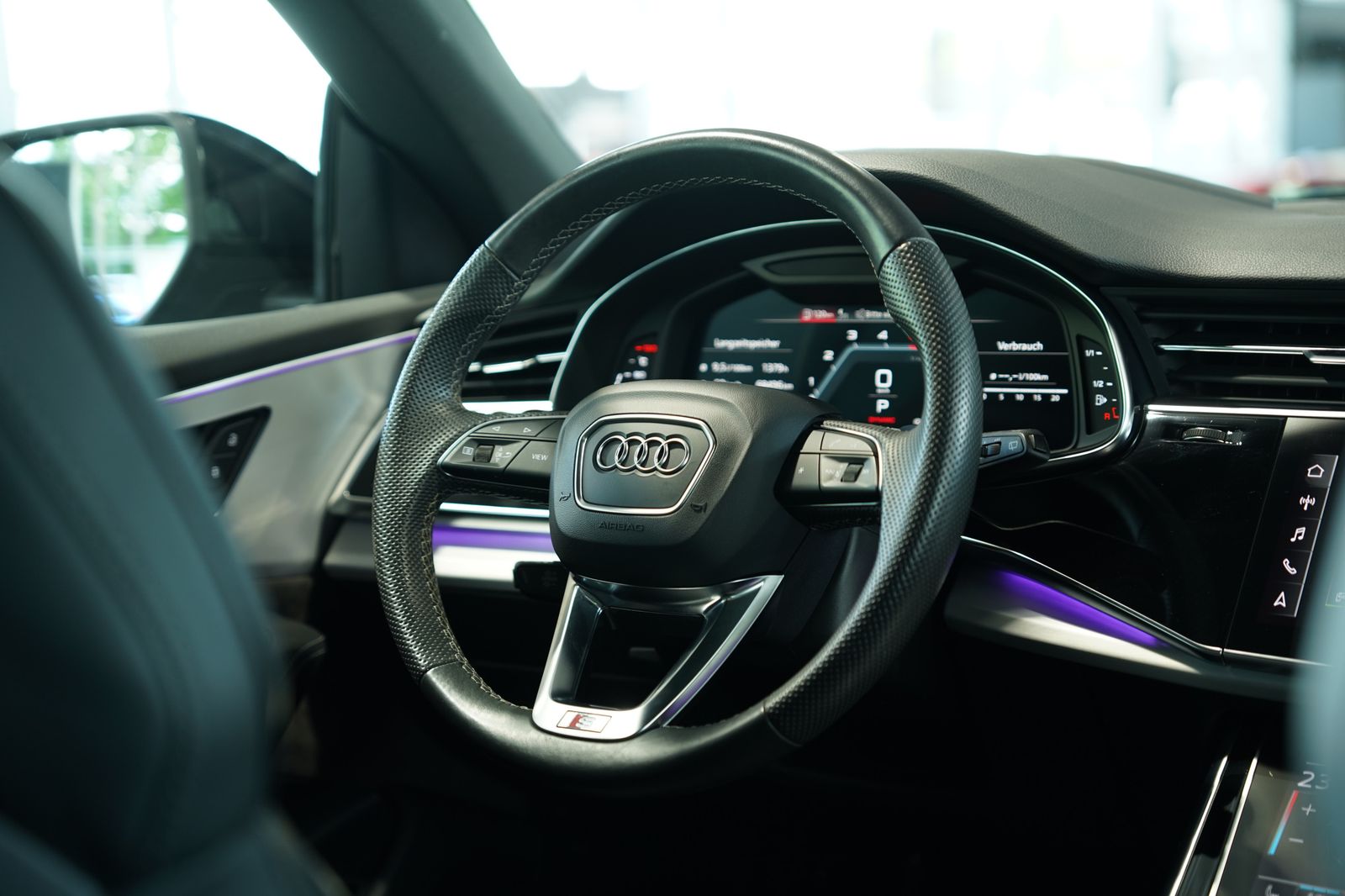 Audi Q8