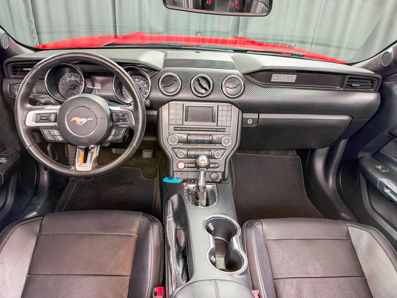 Ford Mustang 2016 Cabrio V6 3.7l, Leder, UNFALLFREI,