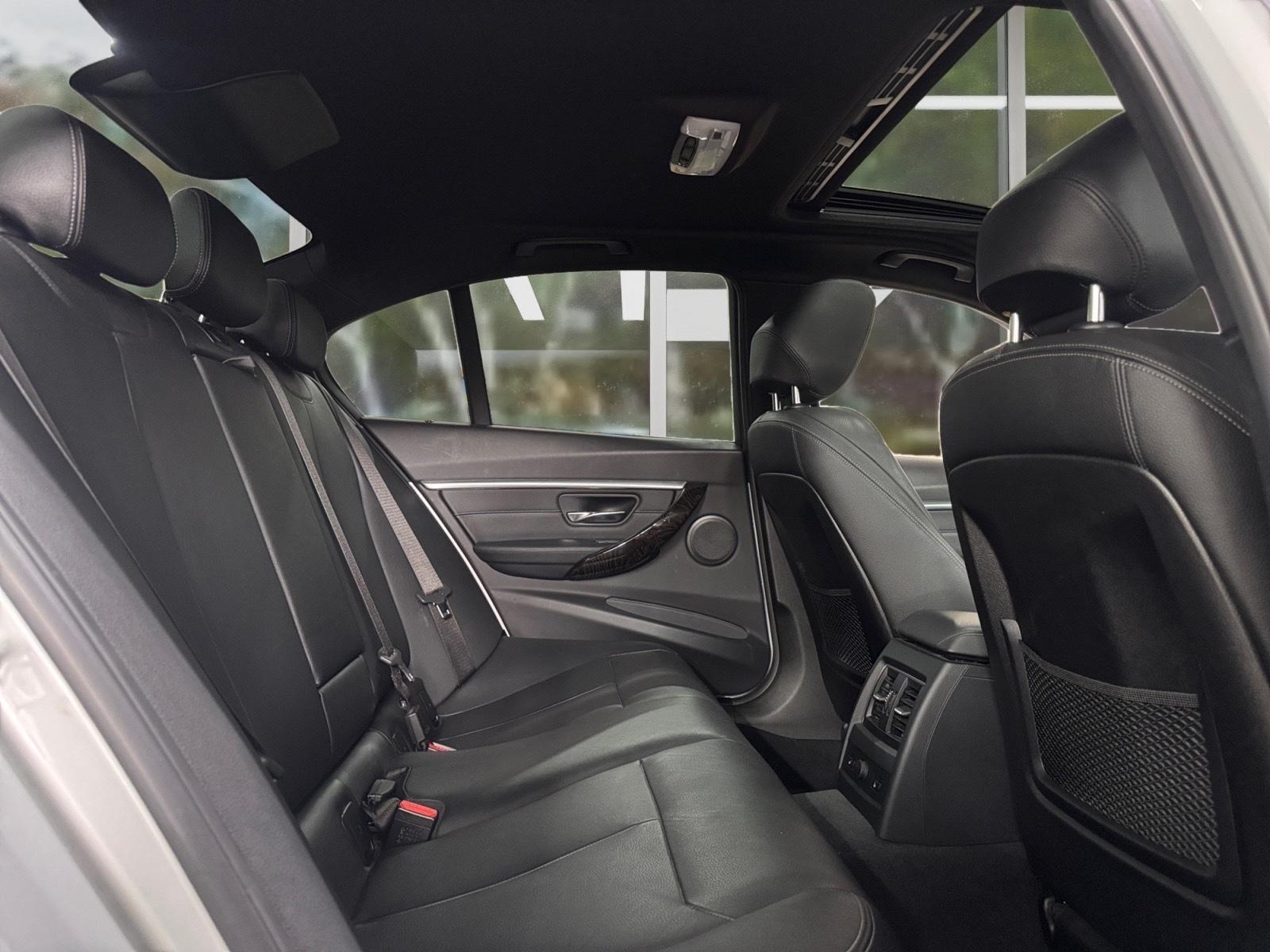 BMW 330 i Limousine xDrive M Sport Edition Aut