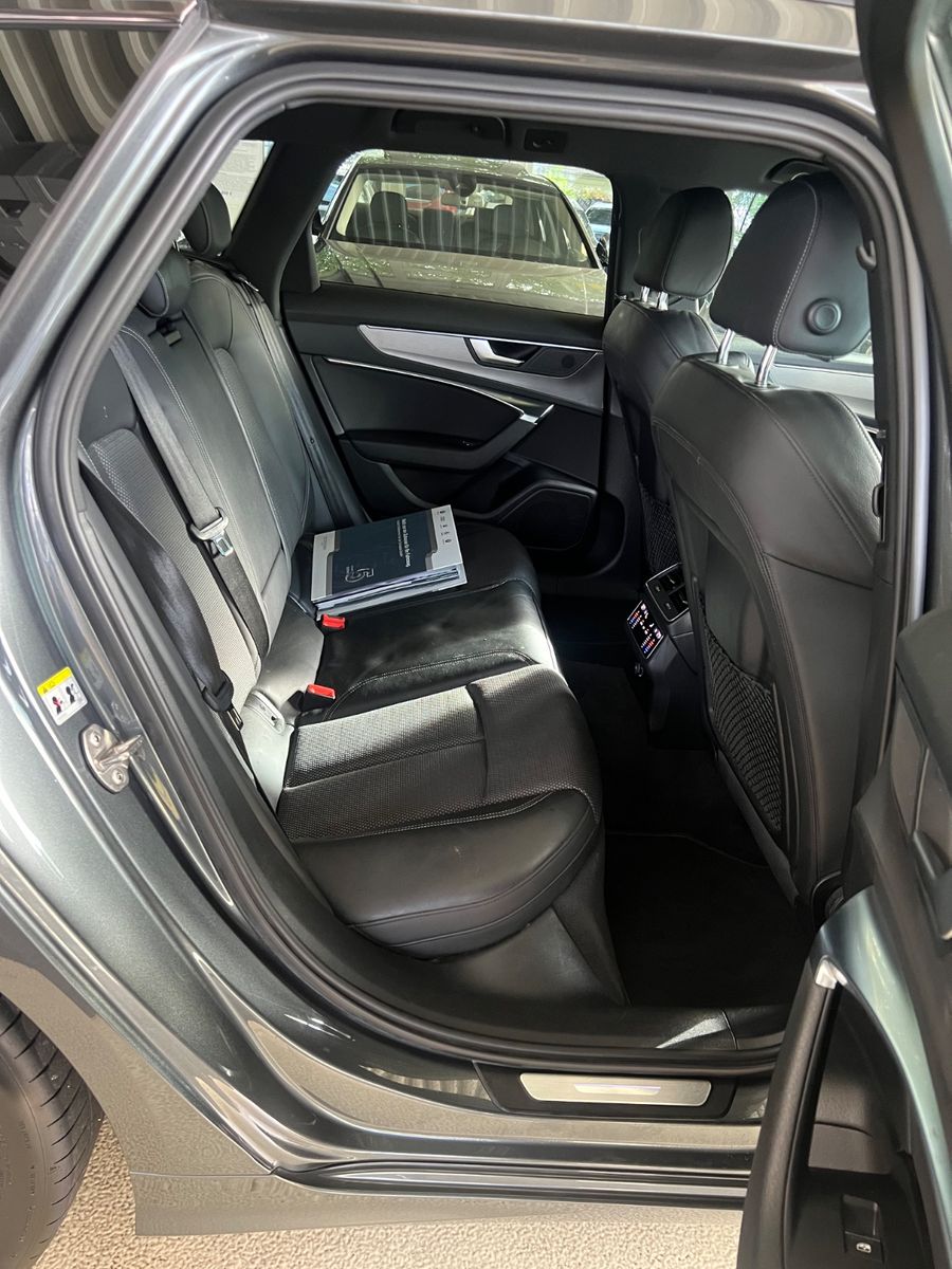 Fahrzeugabbildung Audi A6 Avant 40 TDI quattro sport S line *1.HAND*