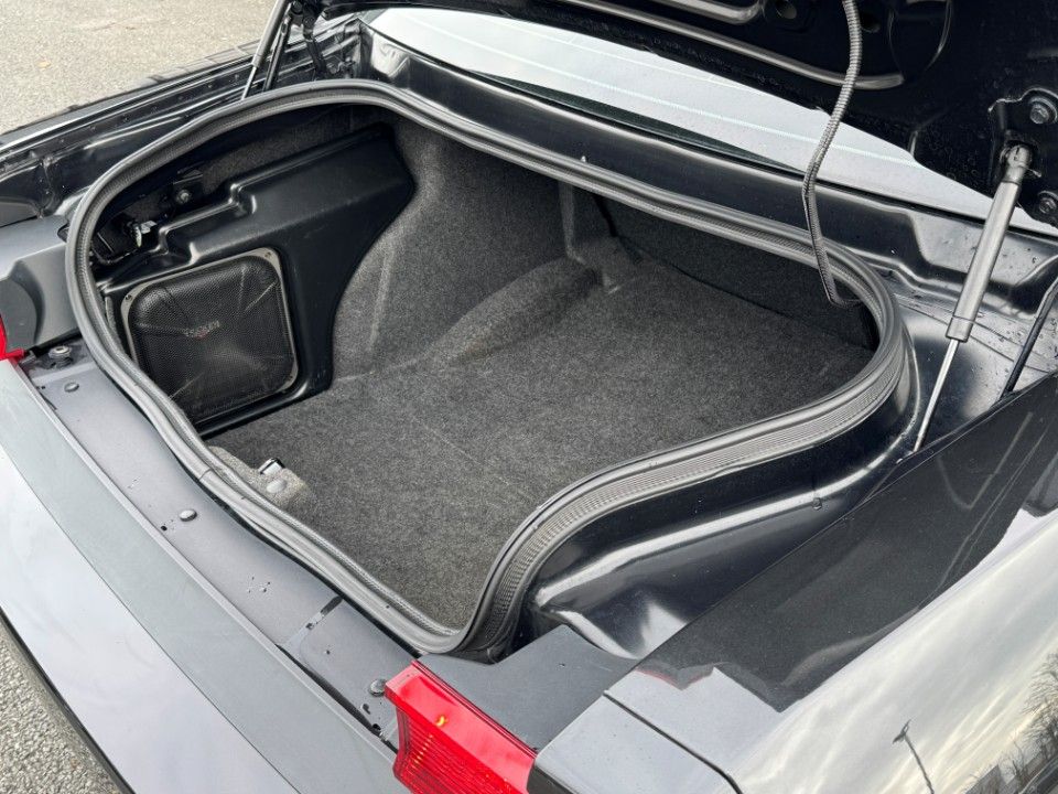 Fahrzeugabbildung Dodge Challenger 6.1 SRT8 Neuwagenimport Navi SD Leder