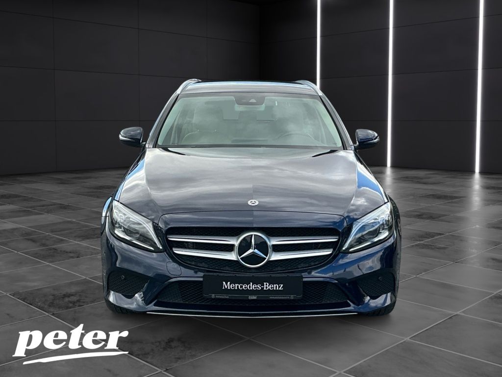 Mercedes-Benz C 220 d 4M T Avantgarde*Exclusive*Multibeam*AHK imagem 2
