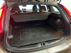 VOLVO V60 CROSS COUNTRY D4 / 1.H/ CARPLAY/ 2017/ AUTOM