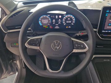 Volkswagen T-Roc - 10