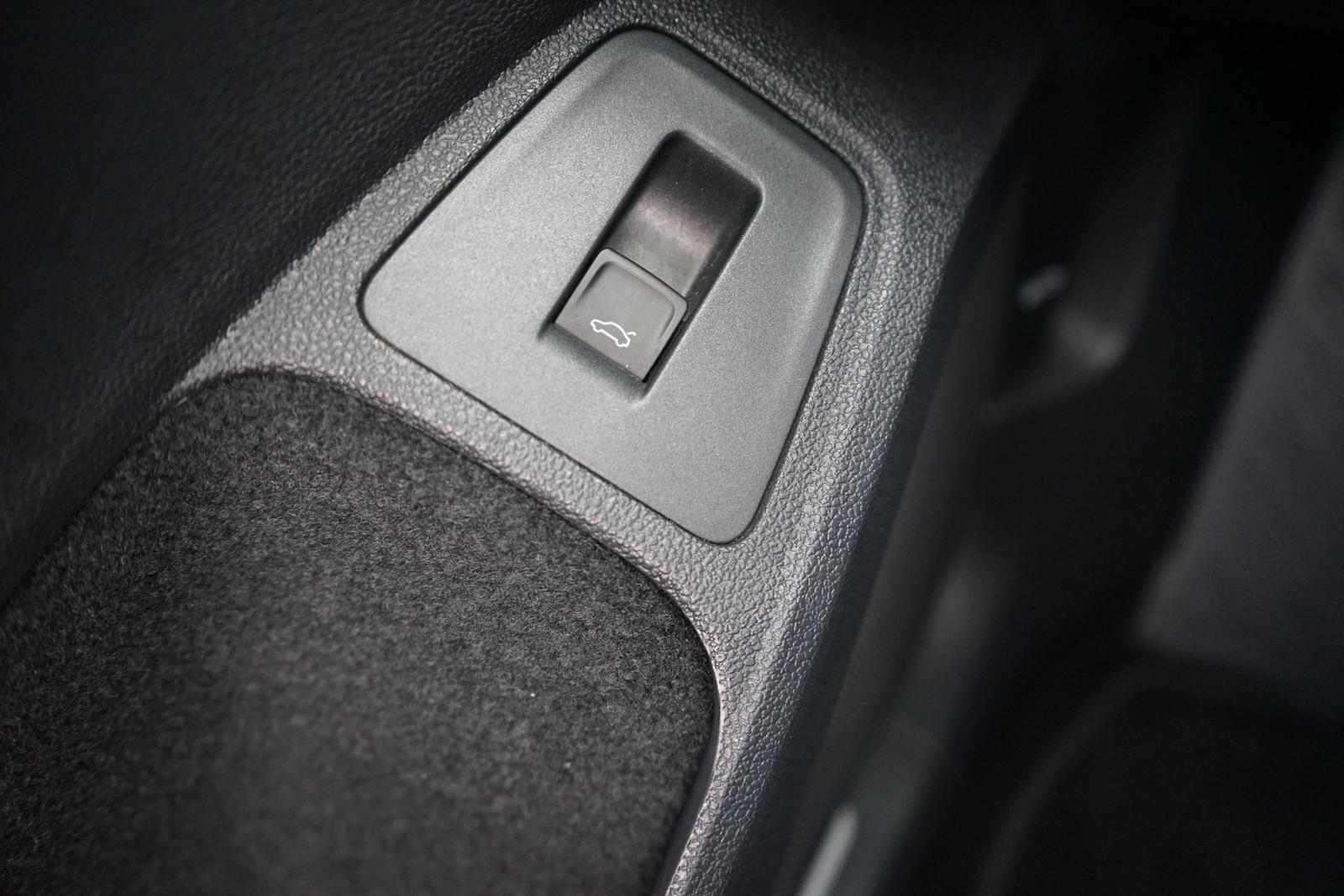 Volkswagen Tiguan 1.5 TSI Life LED ACC Navi Kamera, миниатюра 26