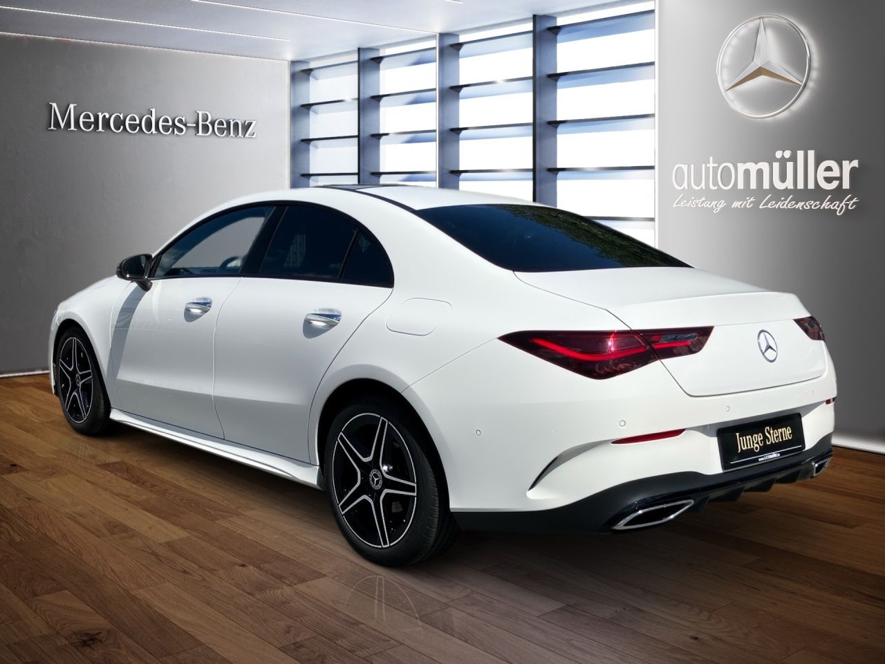 Fahrzeugabbildung Mercedes-Benz CLA 180 AMG+NIGHT+PANO+LENKRADHEIZ+KAMERA+LED+
