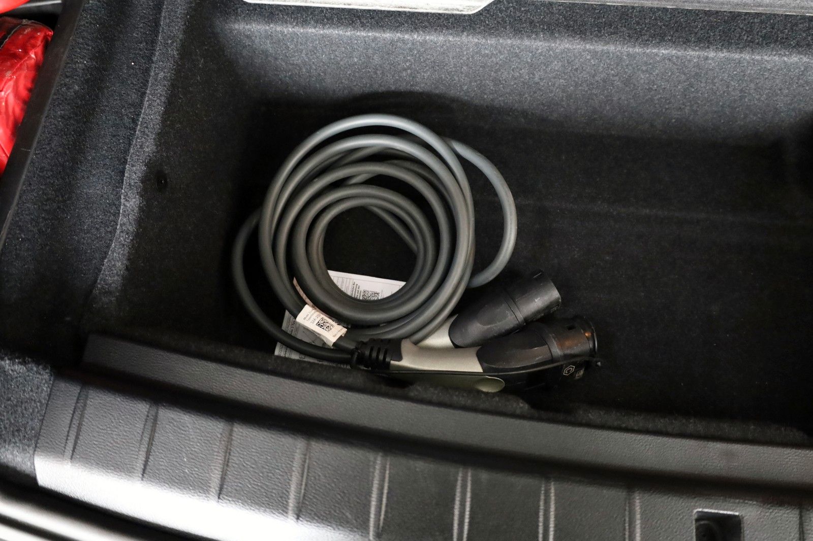 Fahrzeugabbildung BMW X1 xDrive 25e Advantage,Leder,Navi,LED,SH