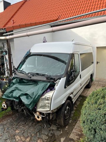 Ford Transit 2.2 TDCI TÜV 6-Gang Unfallaut...