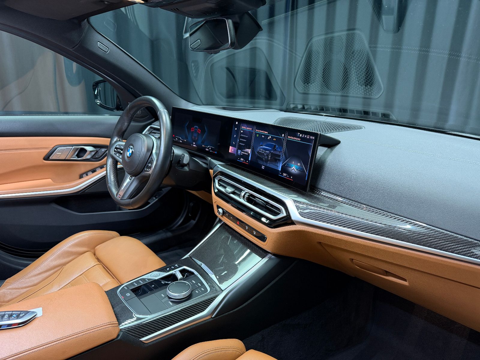 Fahrzeugabbildung BMW M340i xDrive Limousine|M-Sitze|H&K|360°|PANO|HuD