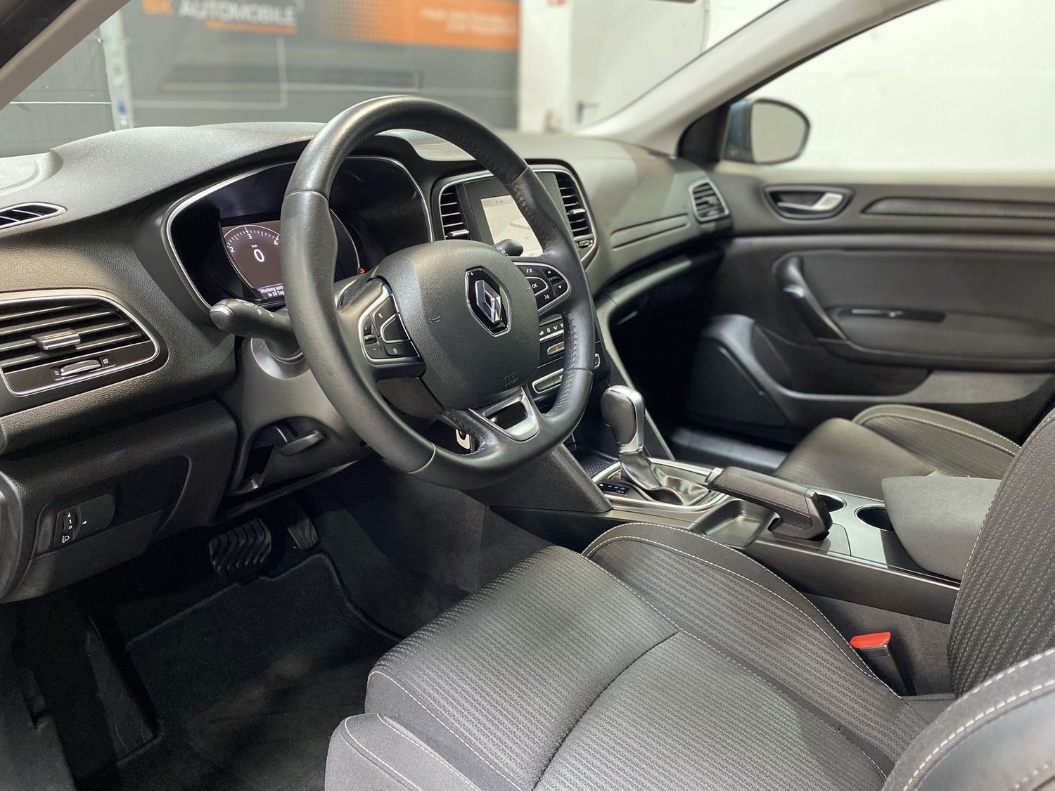 Fahrzeugabbildung Renault Megane Business Edition #Tempomat#PDC#AHK#Navi