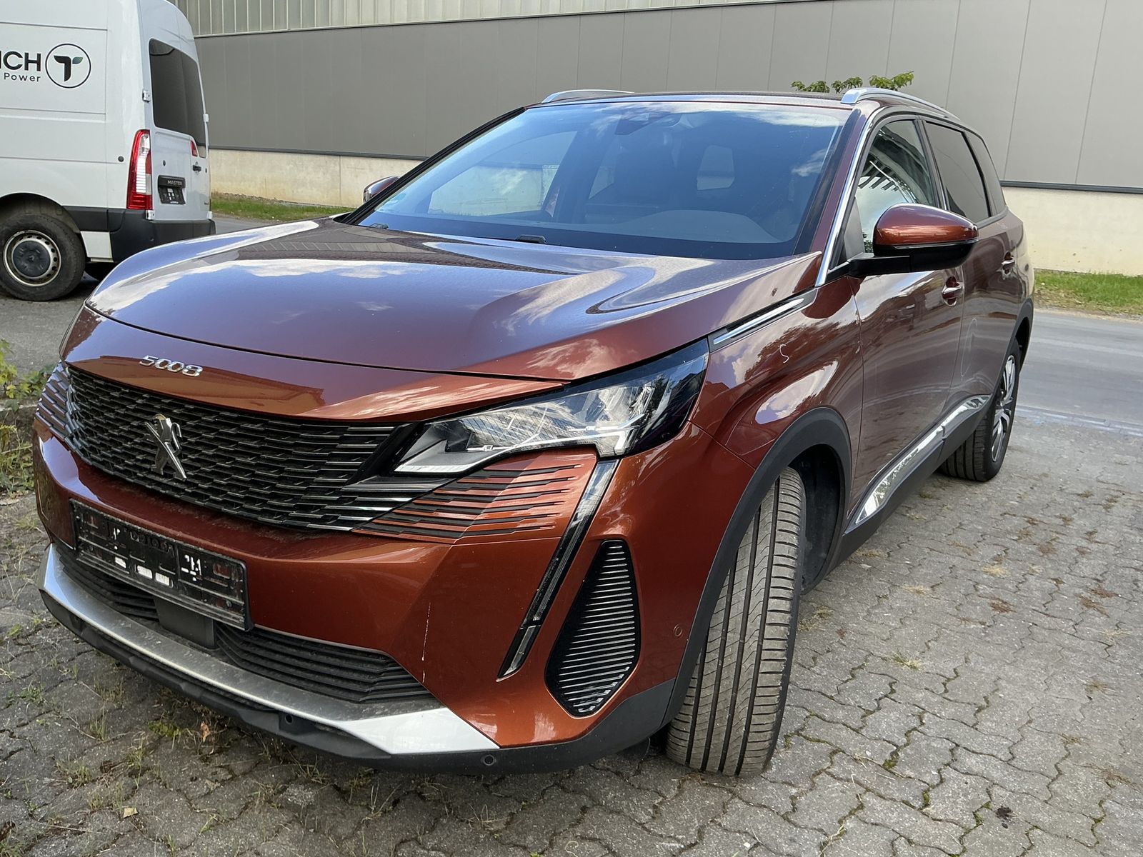 Peugeot 5008 Allure 7-Sitzer Leder R.Cam Navi LED SHZ