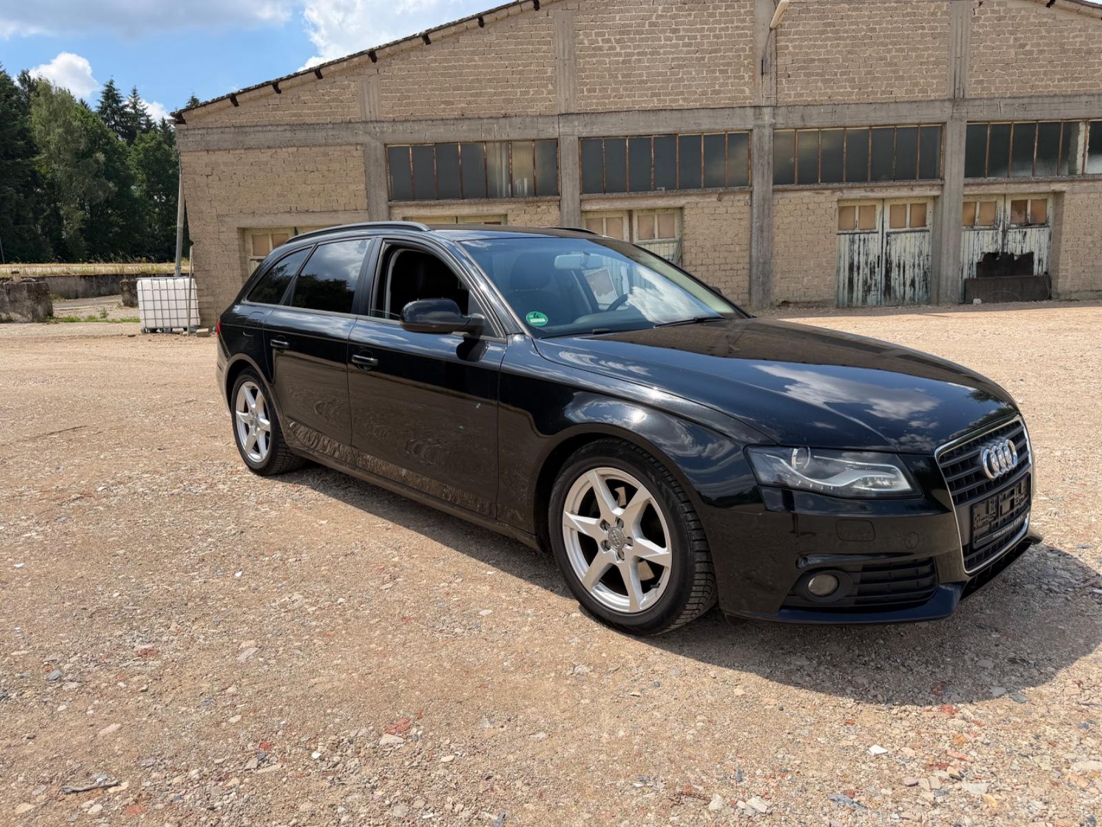 Audi A4 2011 — rear view