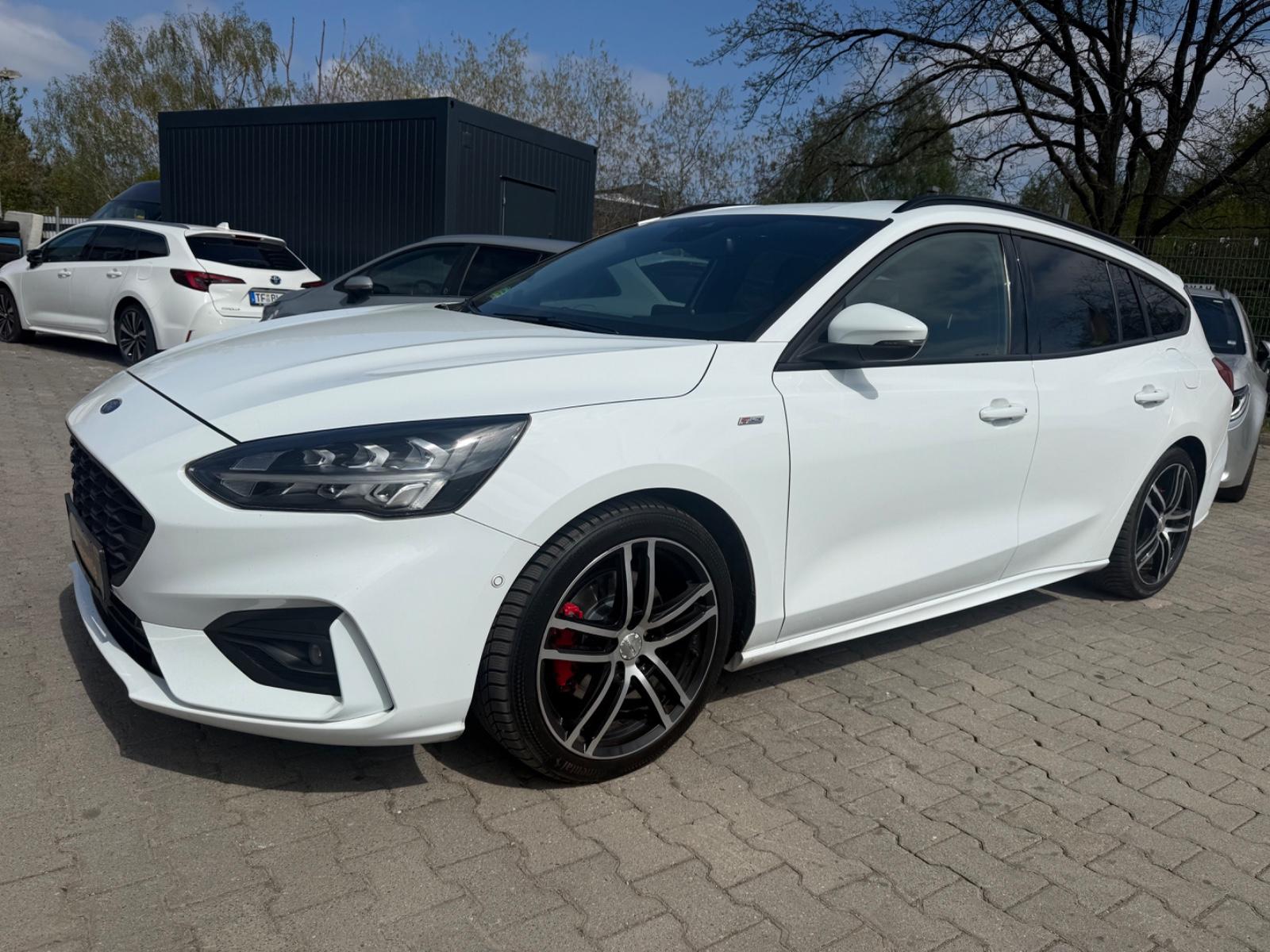 Ford Focus Turnier ST-Line X