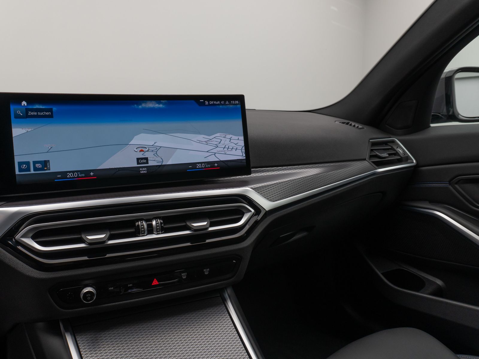 Fahrzeugabbildung BMW 320d  xD M Sport Kamera DAB HiFi Stop&Go Komfort
