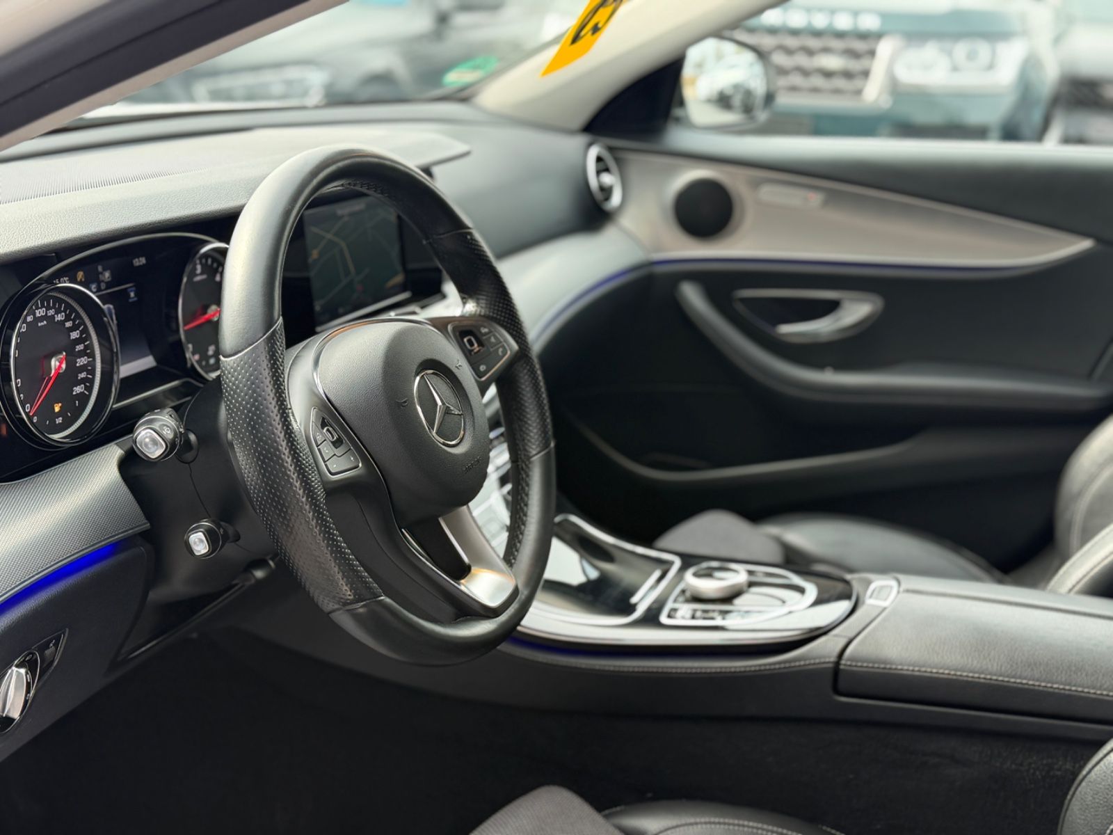 E 220 d T Modell Autom. Navi Leder LED