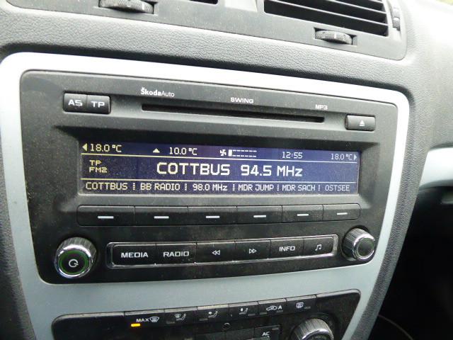 Skoda Octavia 2010 — photo 11