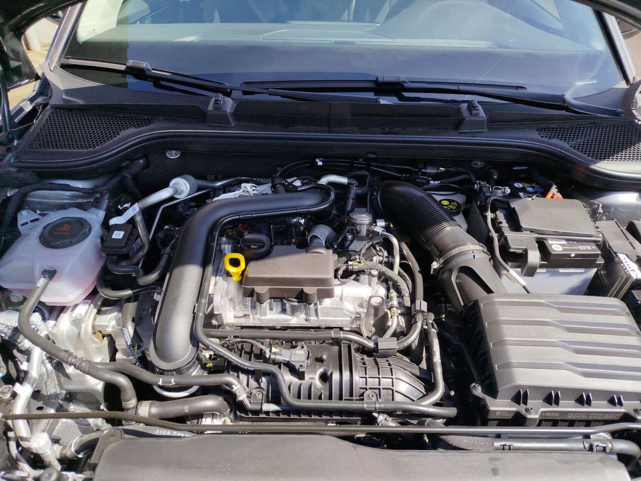 Fahrzeugabbildung SKODA Kamiq Selection S85/1.0 A7F