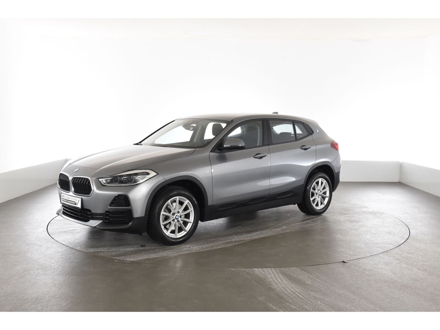 BMW X2 sDrive 18d Advantage Navigation DAB Sitzheizu foto 2
