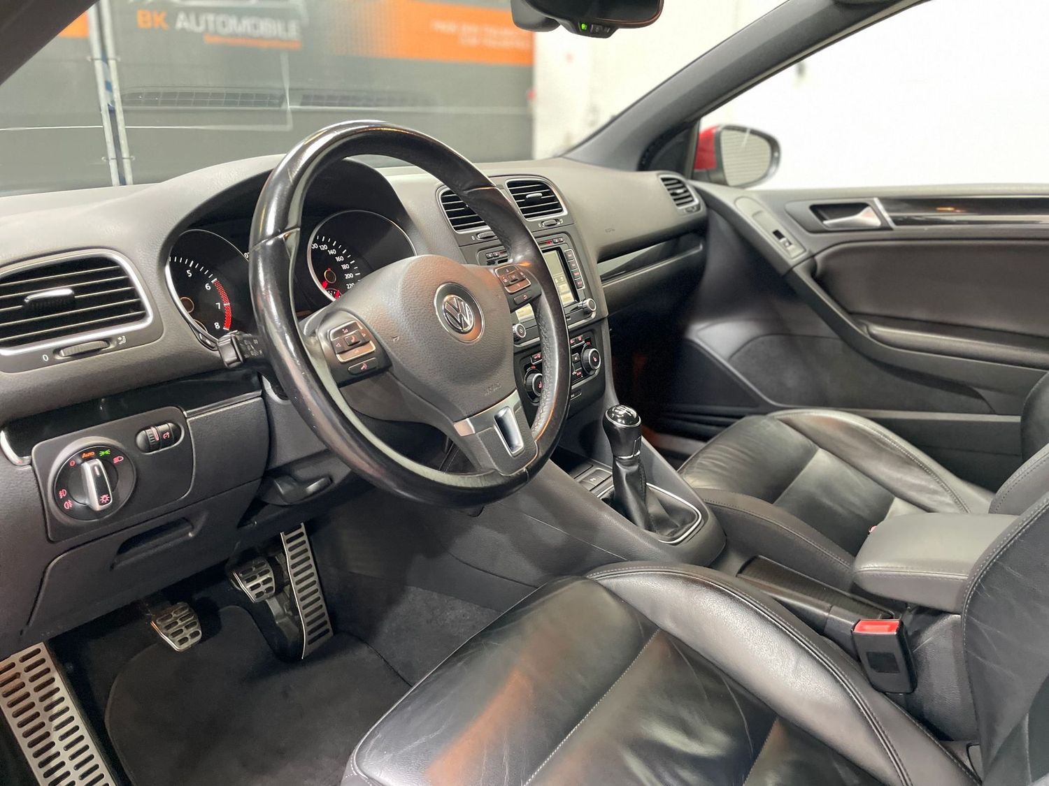 Fahrzeugabbildung Volkswagen Golf Cabriolet Sport #Leder#Bi-Xenon#PDC