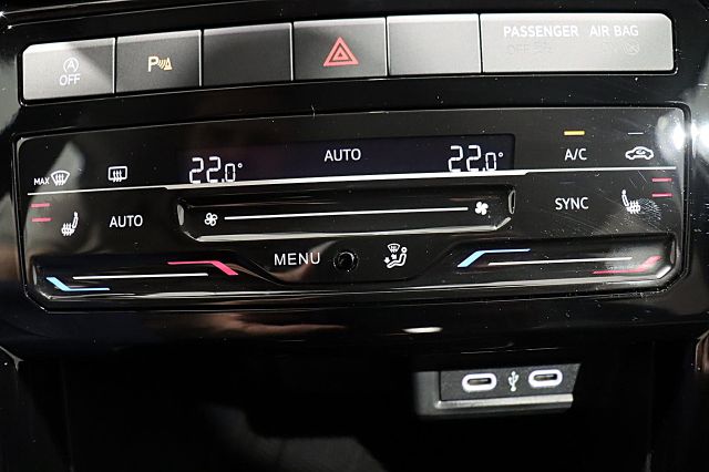 T-CROSS Life 1.0 TSI Anschlussgarantie ACC LED N