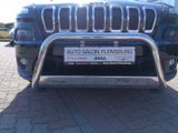 Jeep Cherokee Style*4WD*wenig KM*Trittbretter*Bullfän - Jeep Cherokee: Allradantrieb