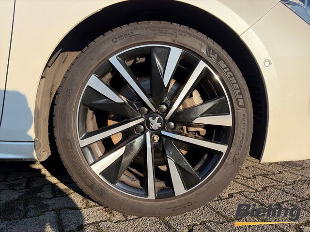 508 SW Plug In Hybrid 225 GT Sportpaket El. Pano