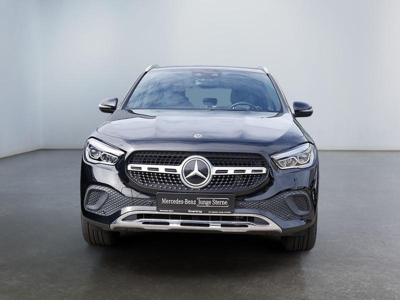 Mercedes-Benz GLA 250 PROGRESSIVE AHK SPUR SHZ