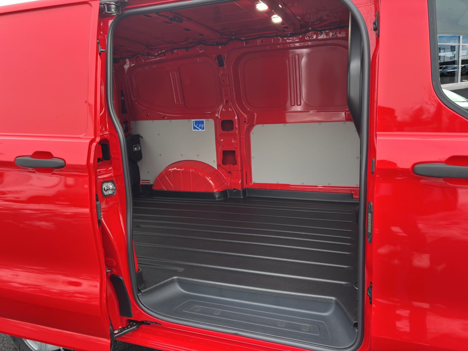 Fahrzeugabbildung Ford Transit Custom 320 L1 Trend FWD
