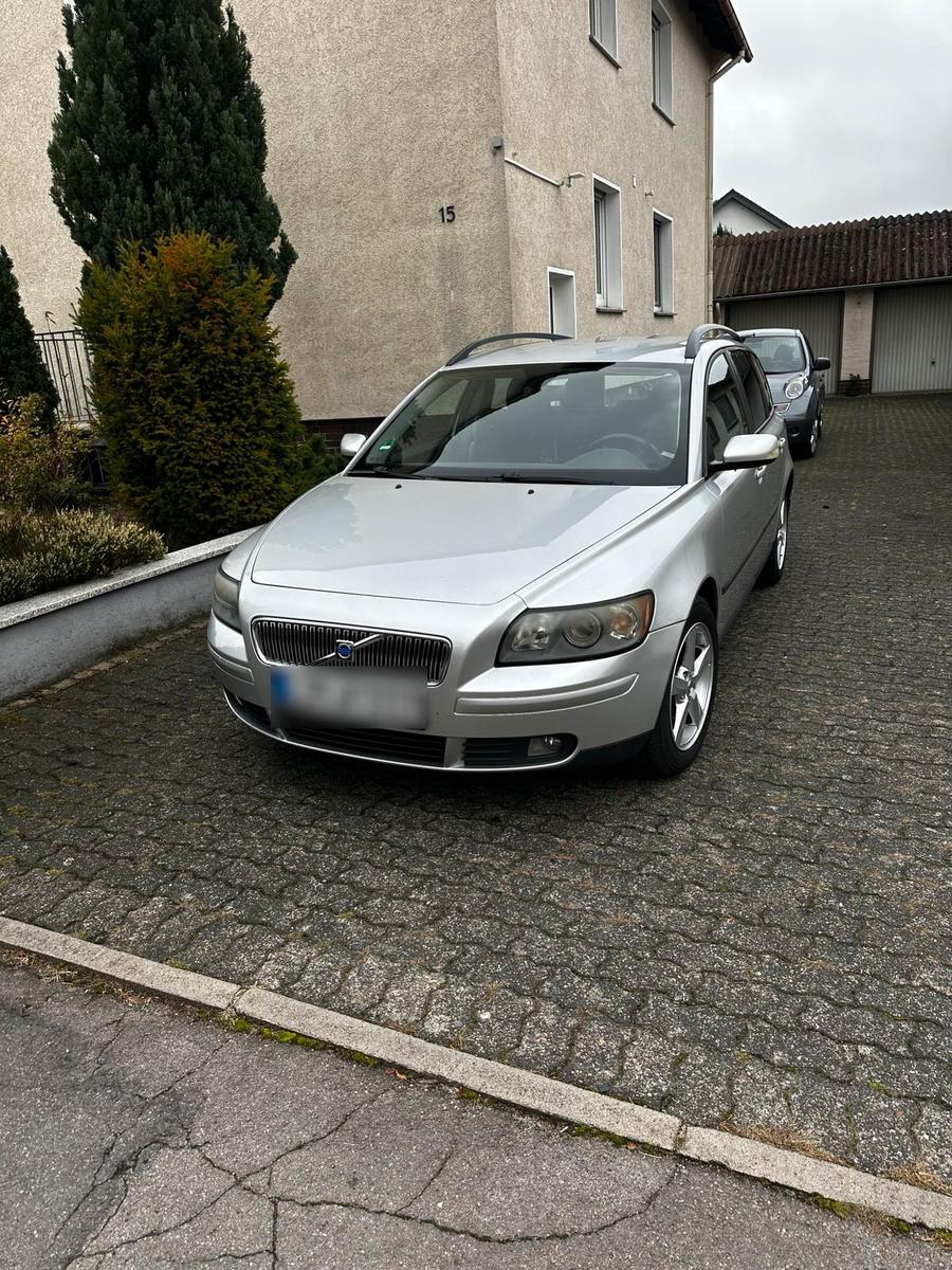 Volvo V50