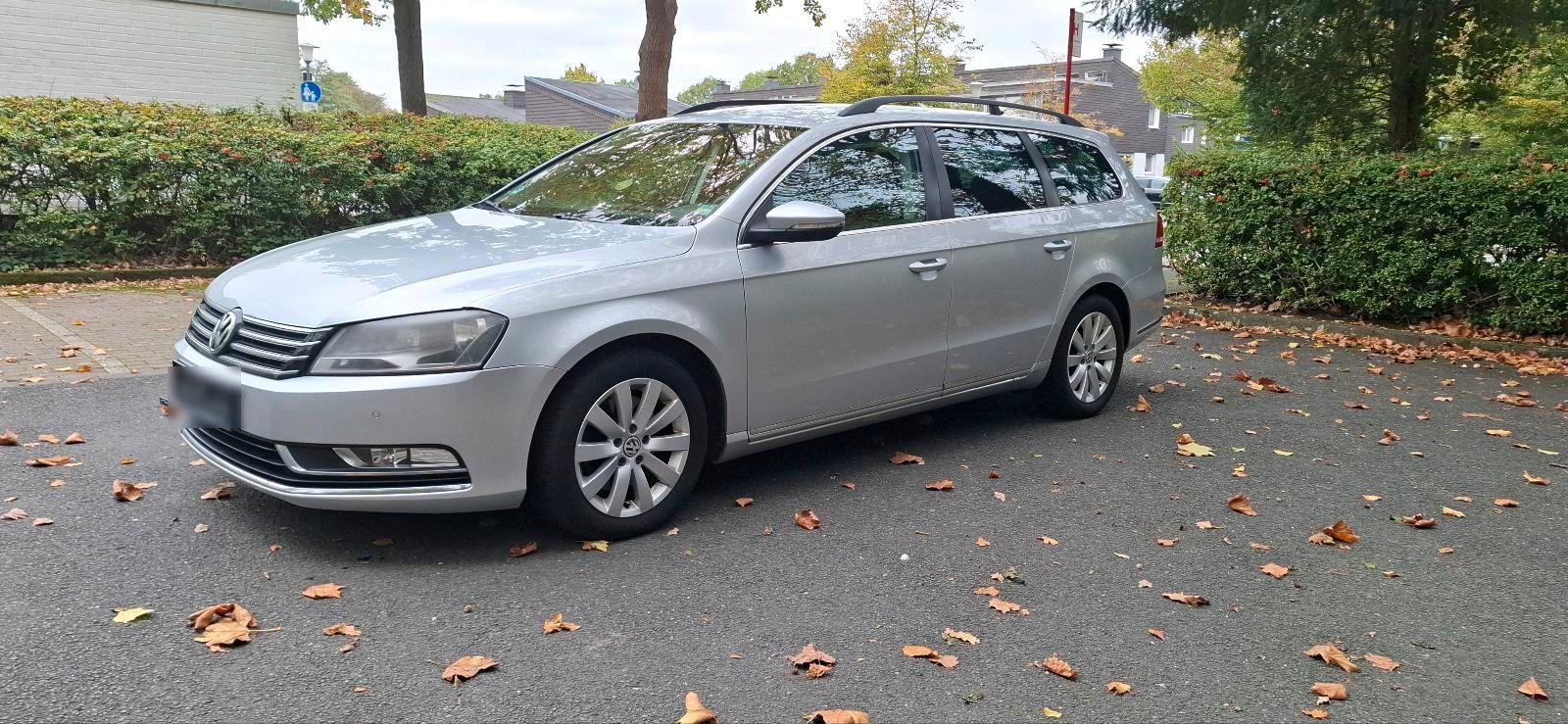 Volkswagen Passat 2012 — photo 8