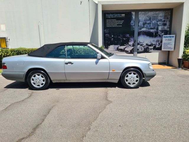 Mercedes-Benz Mercedes-benz w124 E 200 cat Cabriolet