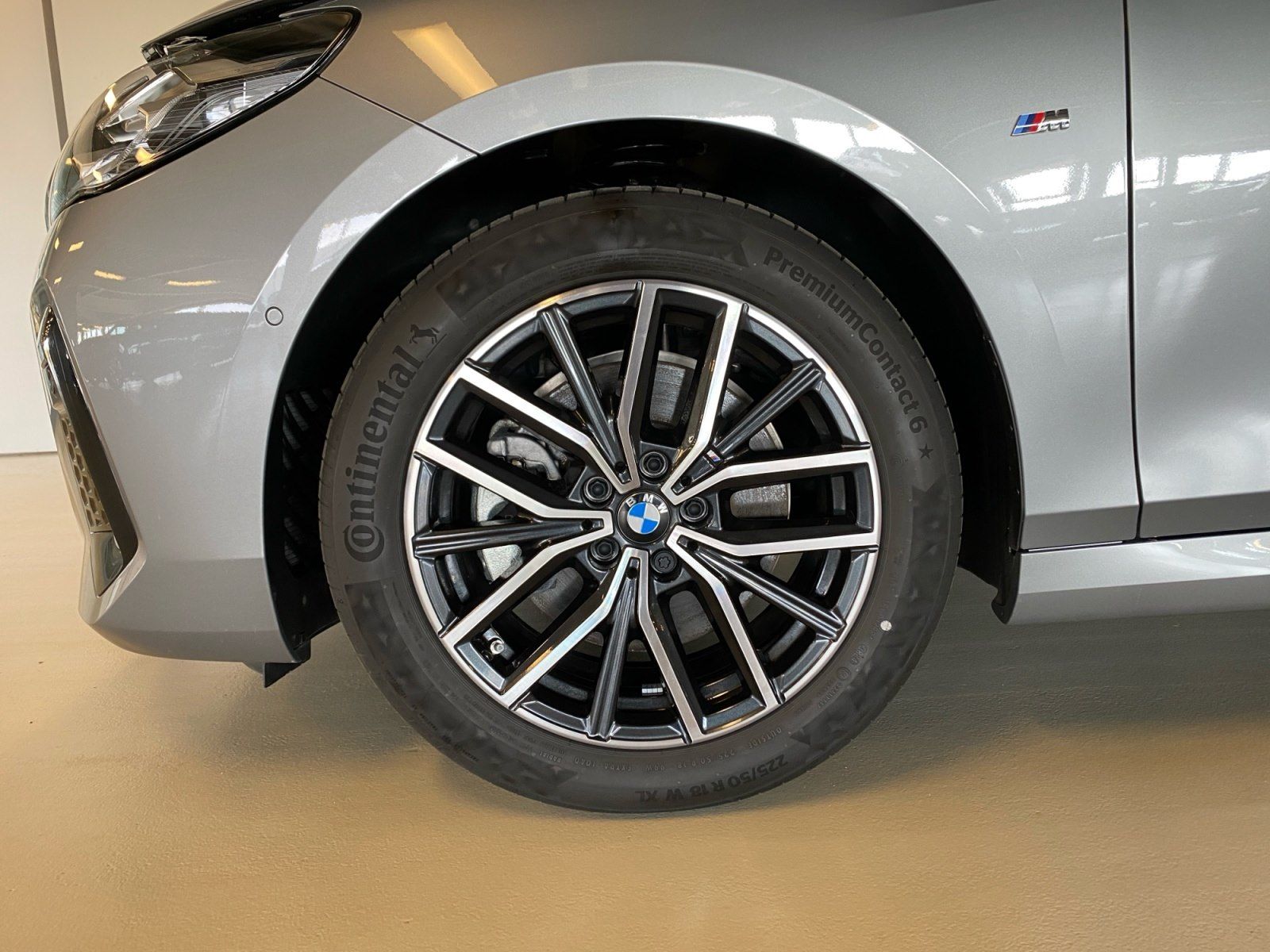 BMW 223 Active Tourer - Bild 16