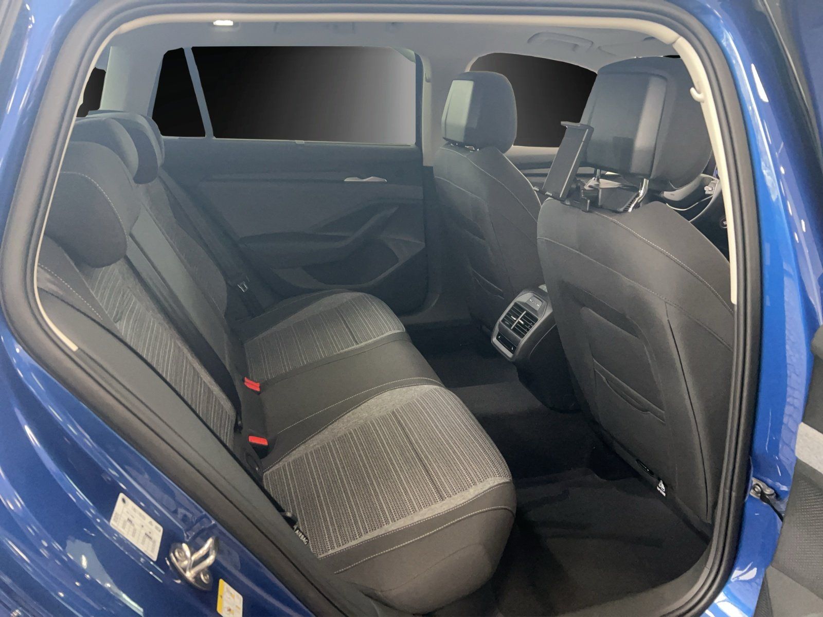 Fahrzeugabbildung SKODA Superb Combi Selection 1,5 TSI iV 150 kW DSG