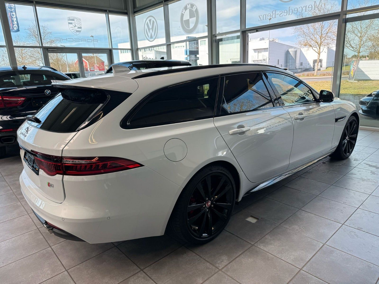 Fahrzeugabbildung Jaguar XF Sportbrake S