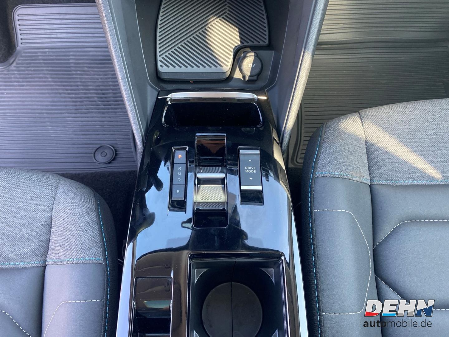 Citroën e-C4 Shine Schiebedach Kältepaket