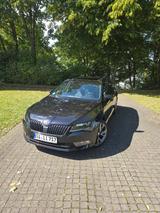 Skoda Superb 2.0 TDI SCR DSG SportLine Combi SportLine