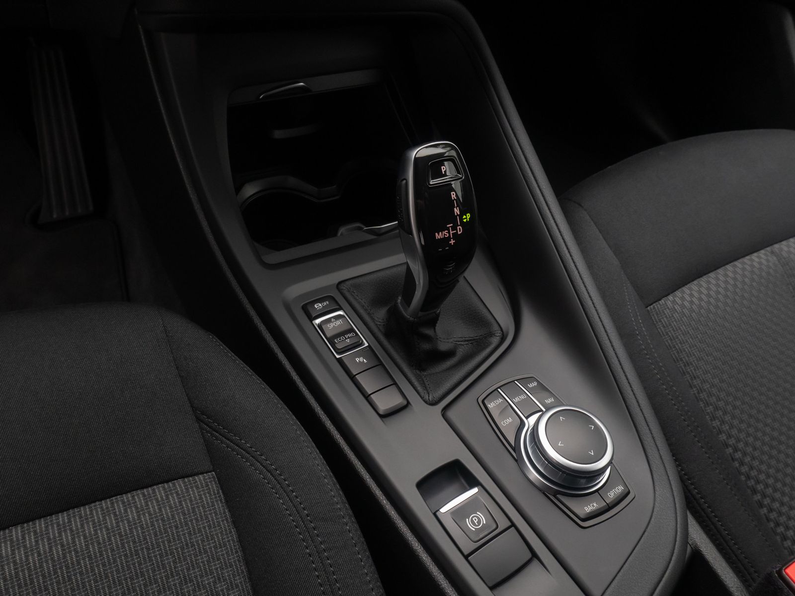 Fahrzeugabbildung BMW X1 sD18i GeschwindigReg DAB ParkAss Navi Lordos