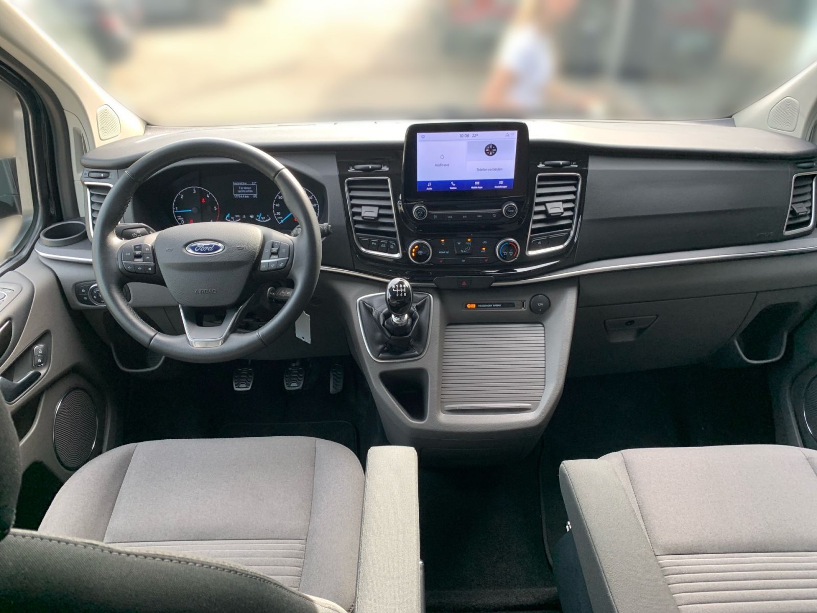 Fahrzeugabbildung Ford Tourneo Custom 2.0 TDCi 185PS Titanium Camper +